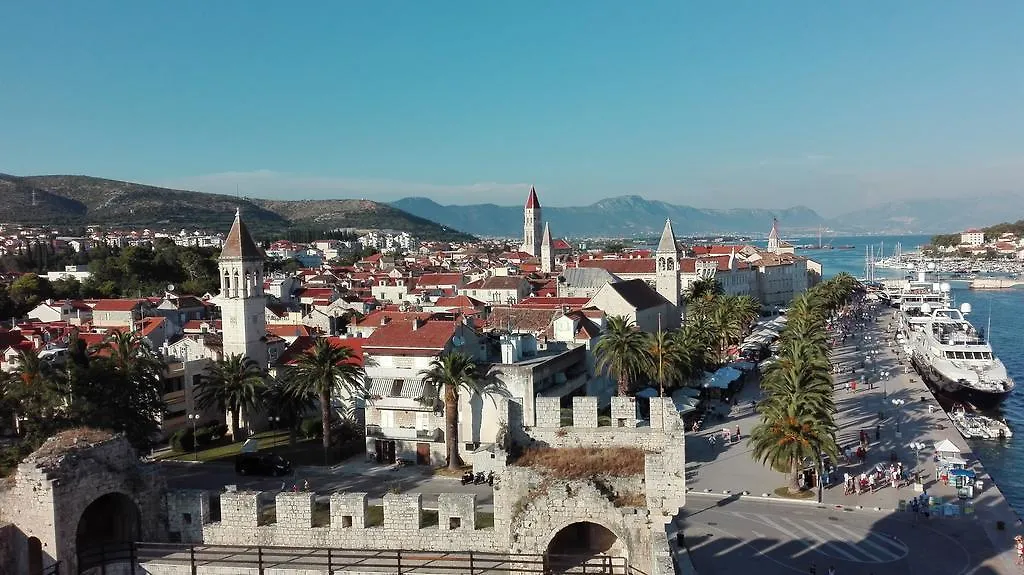 Apartments Sime Trogir